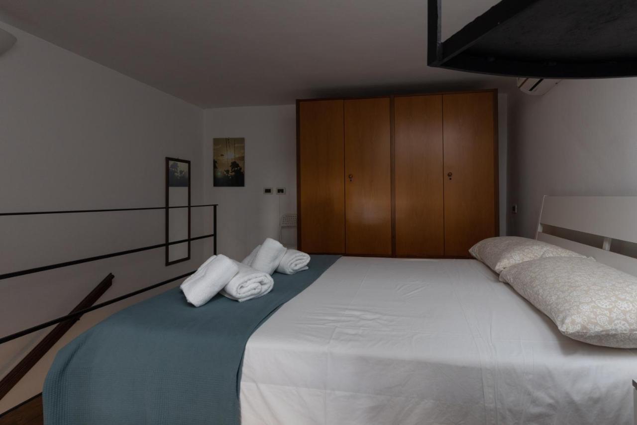 Apartmán La Casa Del Cacciatore - Alloggio Con Terrazzo Palermo Exteriér fotografie